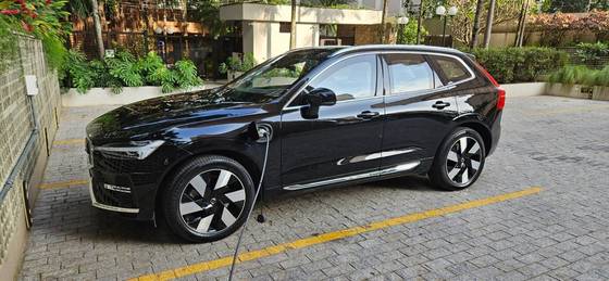 VOLVO XC60 2.0 T8 RECHARGE ULTRA AWD GEARTRONIC VOLVO XC60 2.0 T8 RECHARGE ULTRA AWD GEARTRONIC